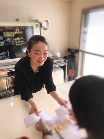 美肌スキンケアレッスンの様子