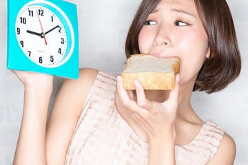 メイクの仕事で稼ぐには？