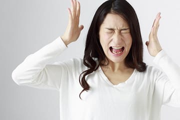 メイクの仕事とリスク